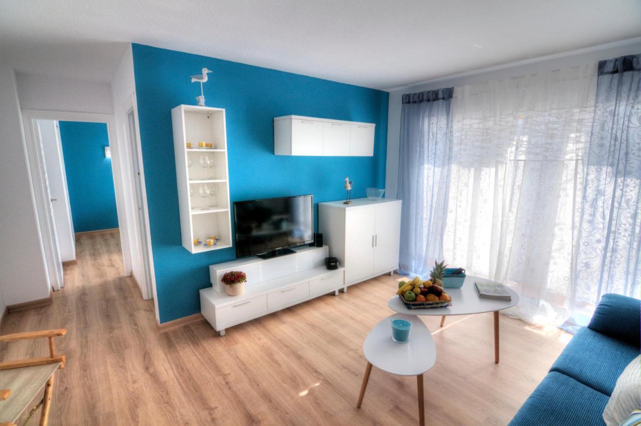 Paradise Beach Apartment Калета Де Велес Екстериор снимка